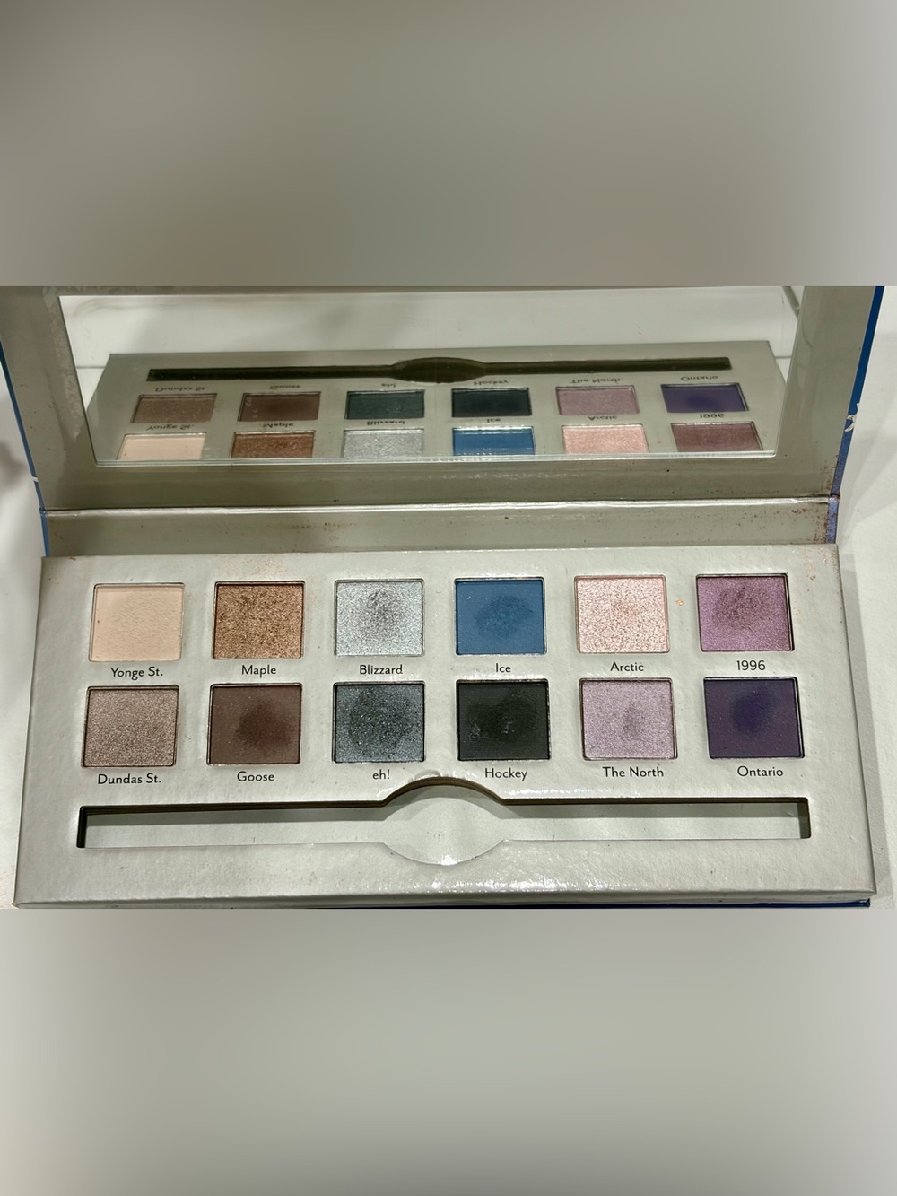 Cargo “Chill in the Six” Eyeshadow Palette Limited Edition